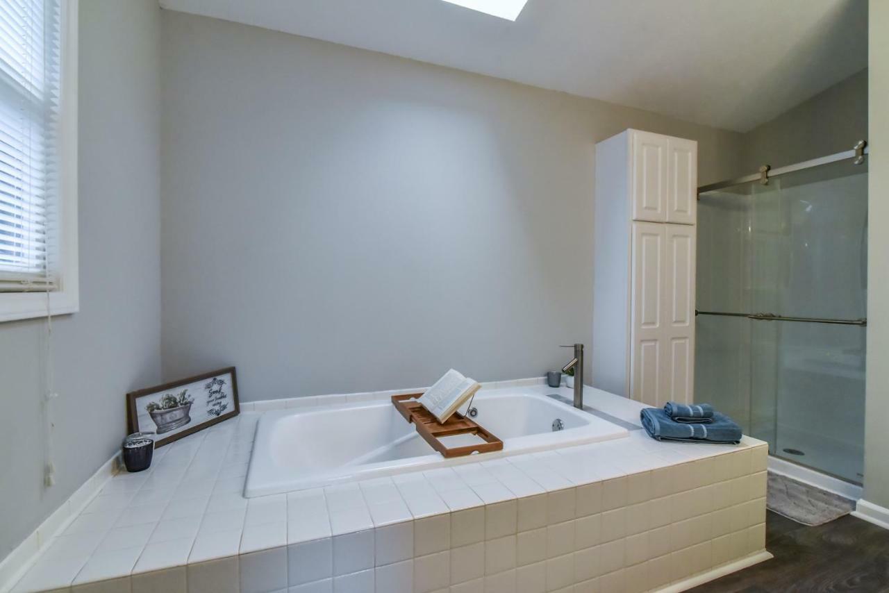 South Asheville Home With Hot Tub Just 11 Miles To Downtown Zewnętrze zdjęcie